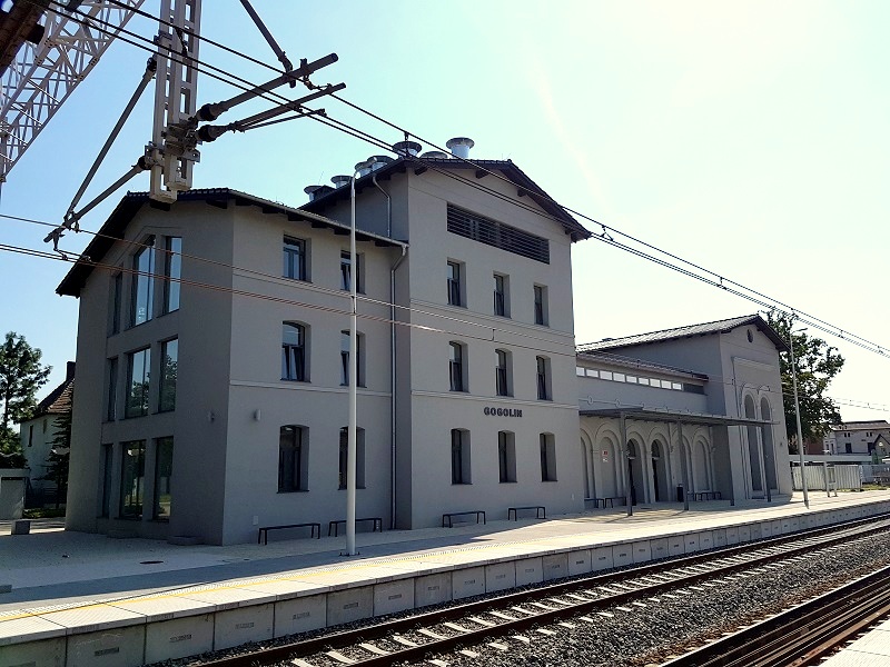 Displays for Railway station PKP SA dworzec Gogolin