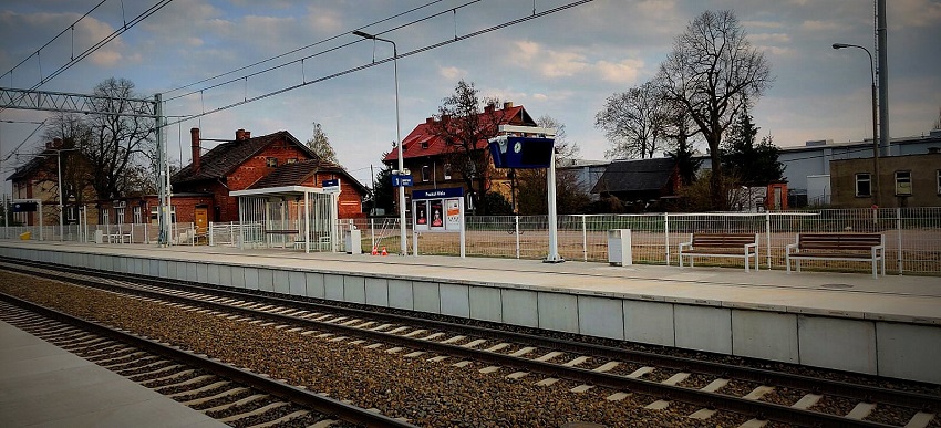 Stacja Poznan Wola na linii E59 perony