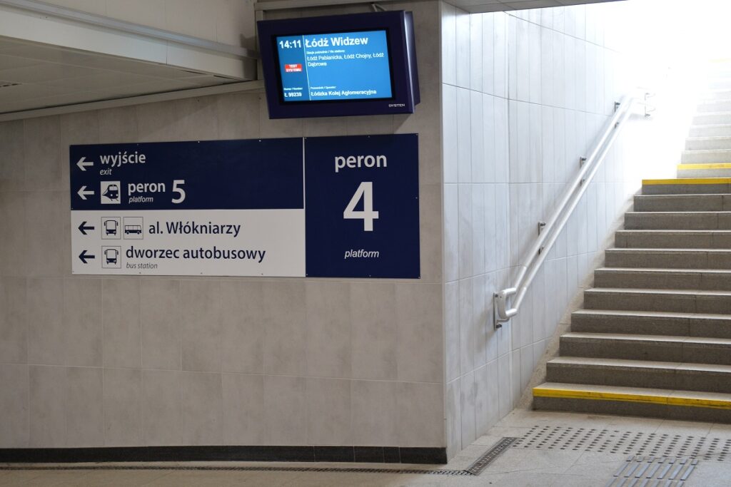 train information display system entrance platform display tunnel