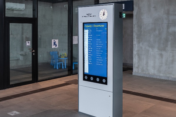 Passenger Information Info kiosk arrival deparures display railway station timetable monitor