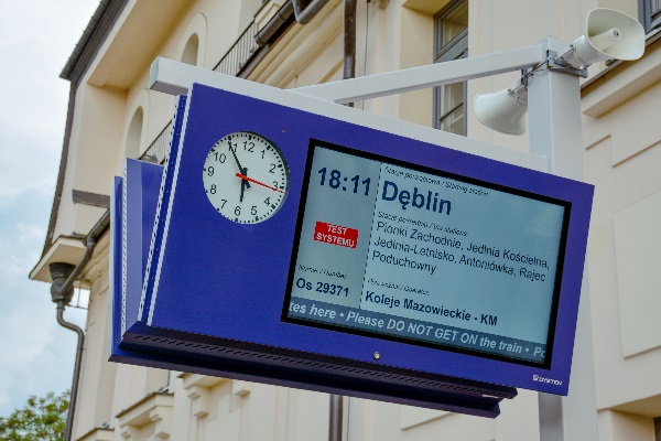 Platform display with clock and next train real-time information
